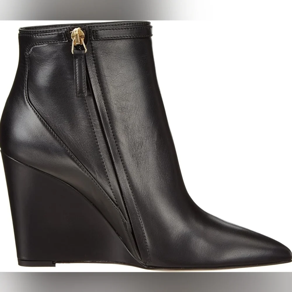 Hugo BOSS Elegant Luxury Black Leather Wedge Ankle Boots Size 38.5/9